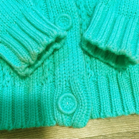 Vintage | Cable Knit Button Front Sweater Cardigan - Picture 7 of 10